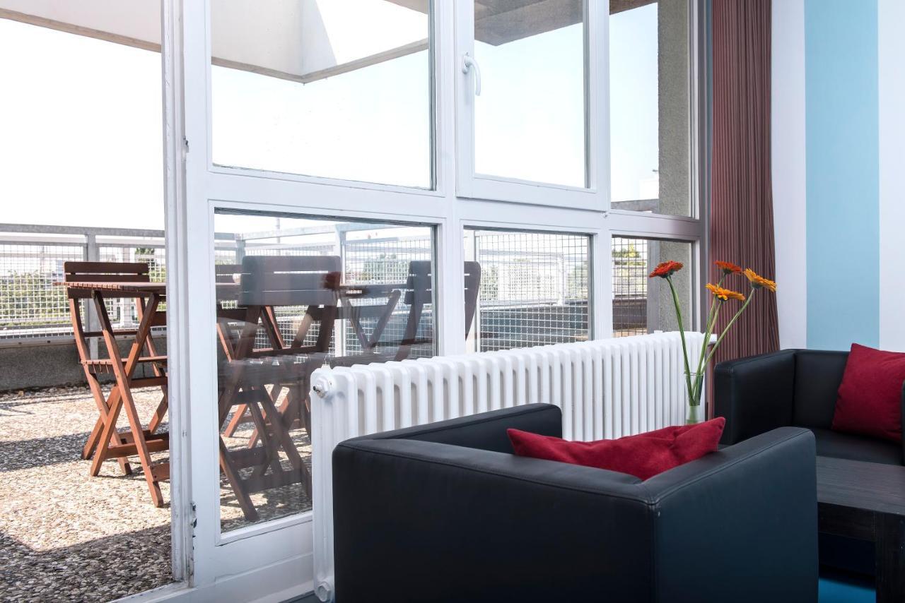 Hotel Grenzfall Berlin Exteriör bild