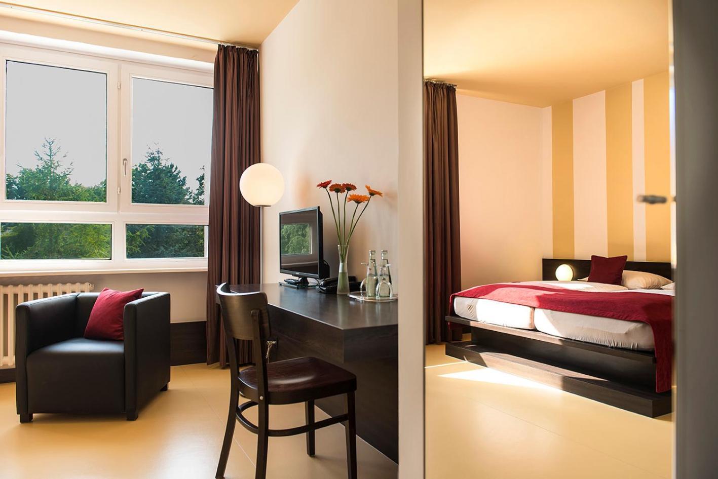 Hotel Grenzfall Berlin Exteriör bild