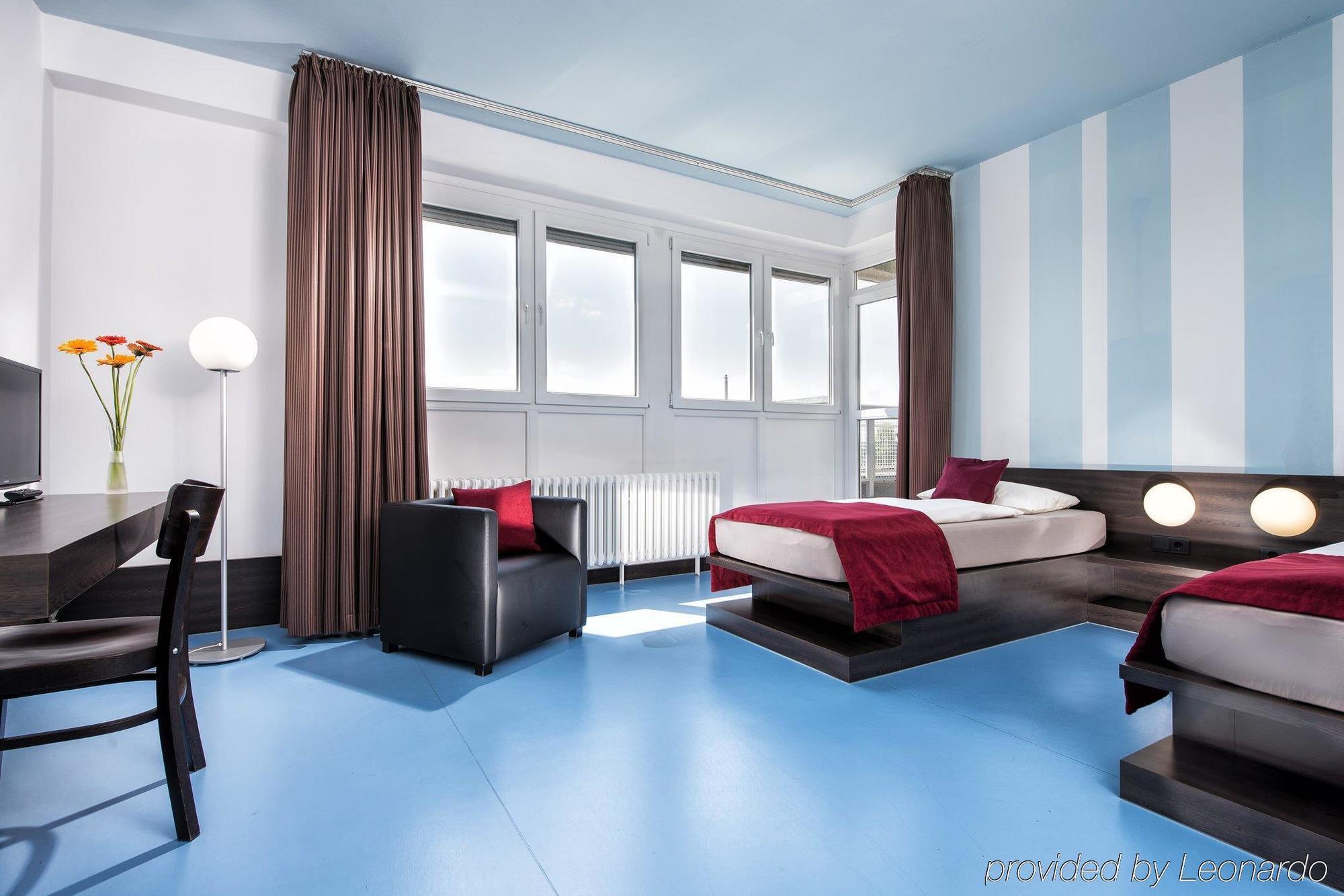 Hotel Grenzfall Berlin Exteriör bild
