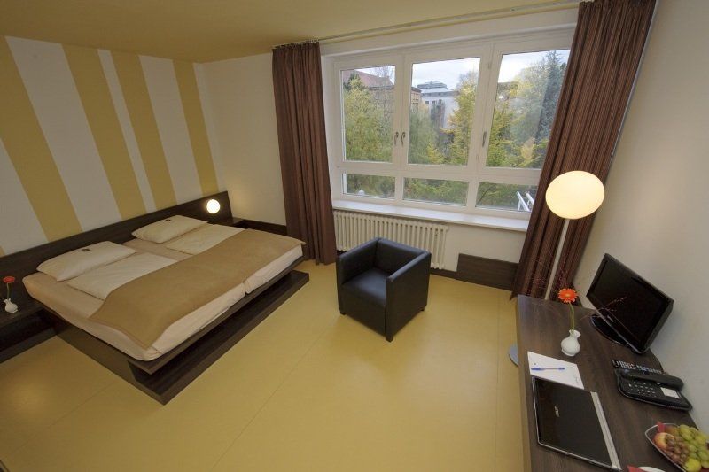 Hotel Grenzfall Berlin Exteriör bild