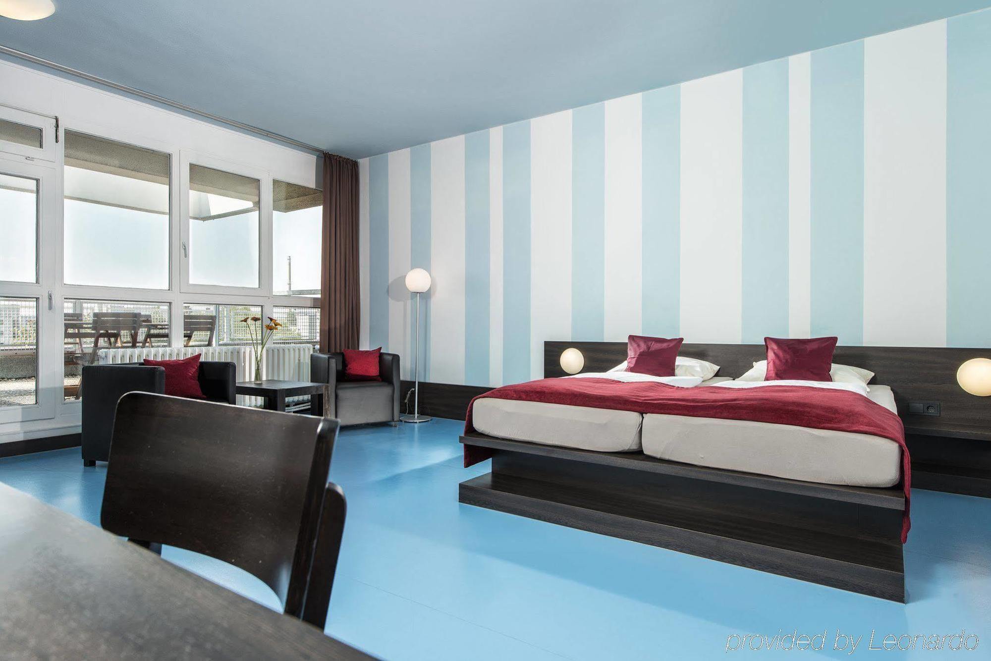 Hotel Grenzfall Berlin Exteriör bild